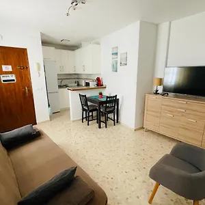 Conil Centro Y Playa, Descanso Perfecto, Con Aire Acondicionado Y Wifi , Conil De La Frontera Spanien